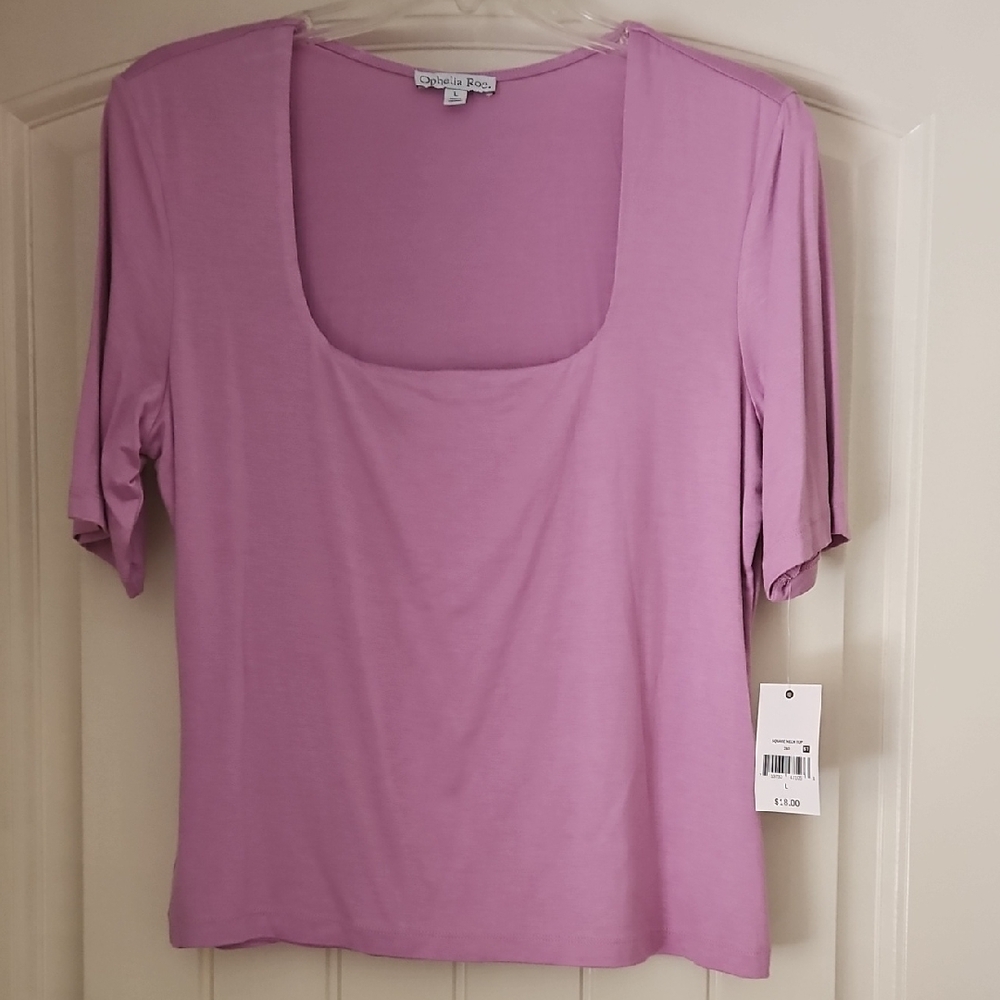 LOT OF NWT WOMENS TOPS